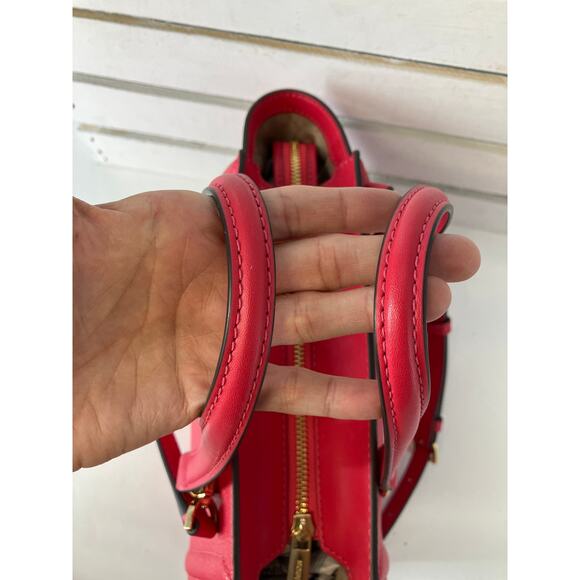 MICHAEL KORS WATERMELON COLOR PEBBLED LEATHER CROSSBODYBAG - Picture 13 of 16